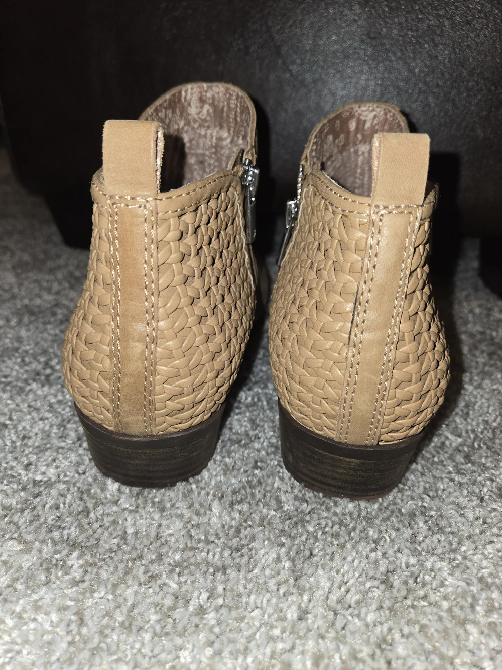 Lucky Brand Basel Tan Leather Ankle Bootie Side Zip US 10M Boho Minimalist
